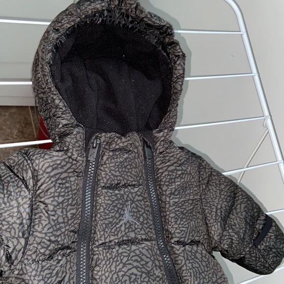 snow ❄️ jordan - Picture 4 of 10